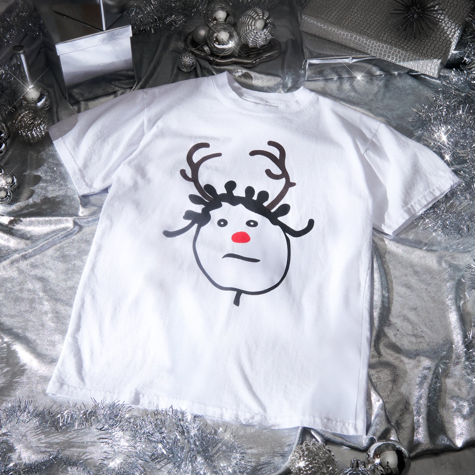 Rhenna Holiday Tee - Holiday Vibes